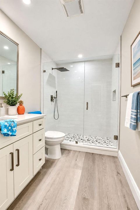 2nd-bathroom2