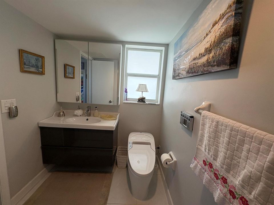 11 CC Bath 2