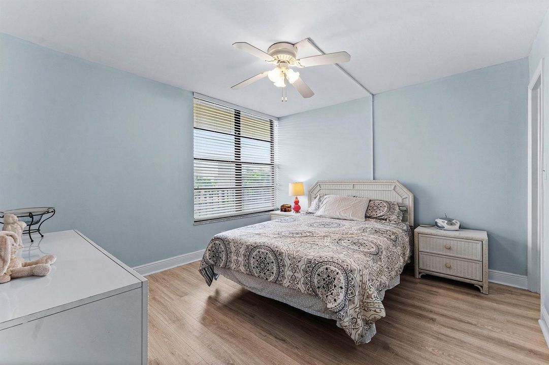 012-8RoyalPalmWay-604-BocaRaton-FL-33432