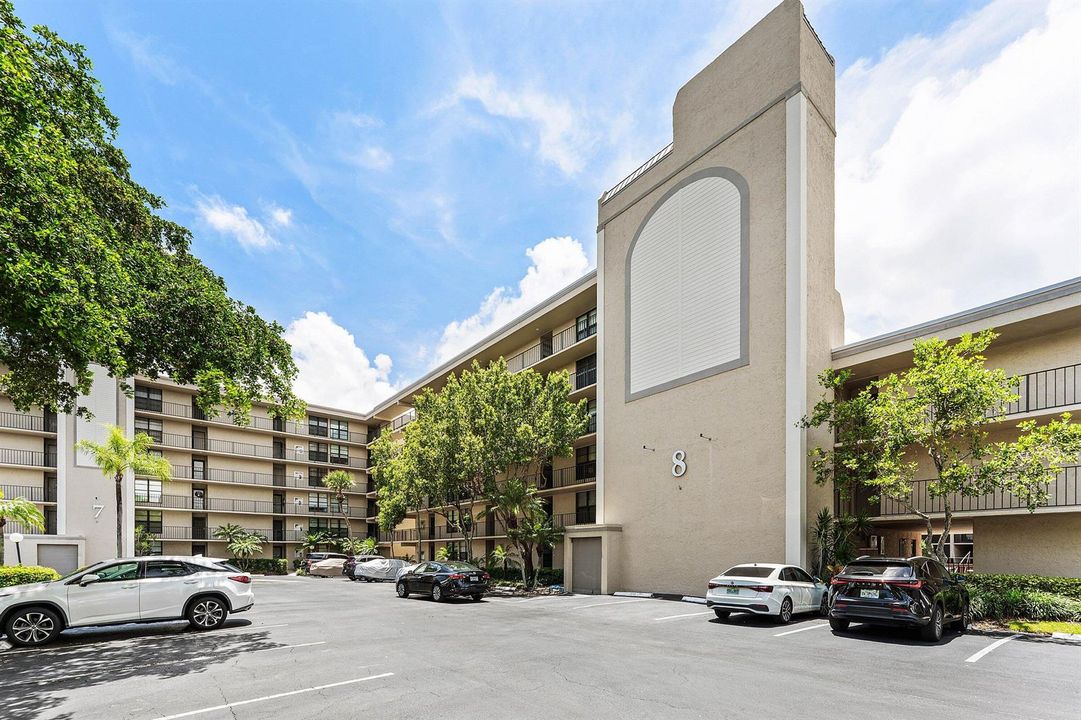 001-8RoyalPalmWay-604-BocaRaton-FL-33432