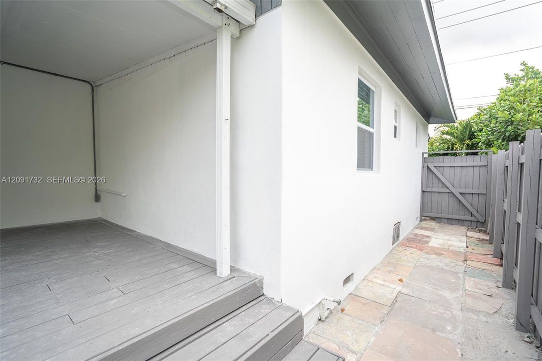 For Sale: $699,000 (3 beds, 2 baths, 2173 Square Feet)