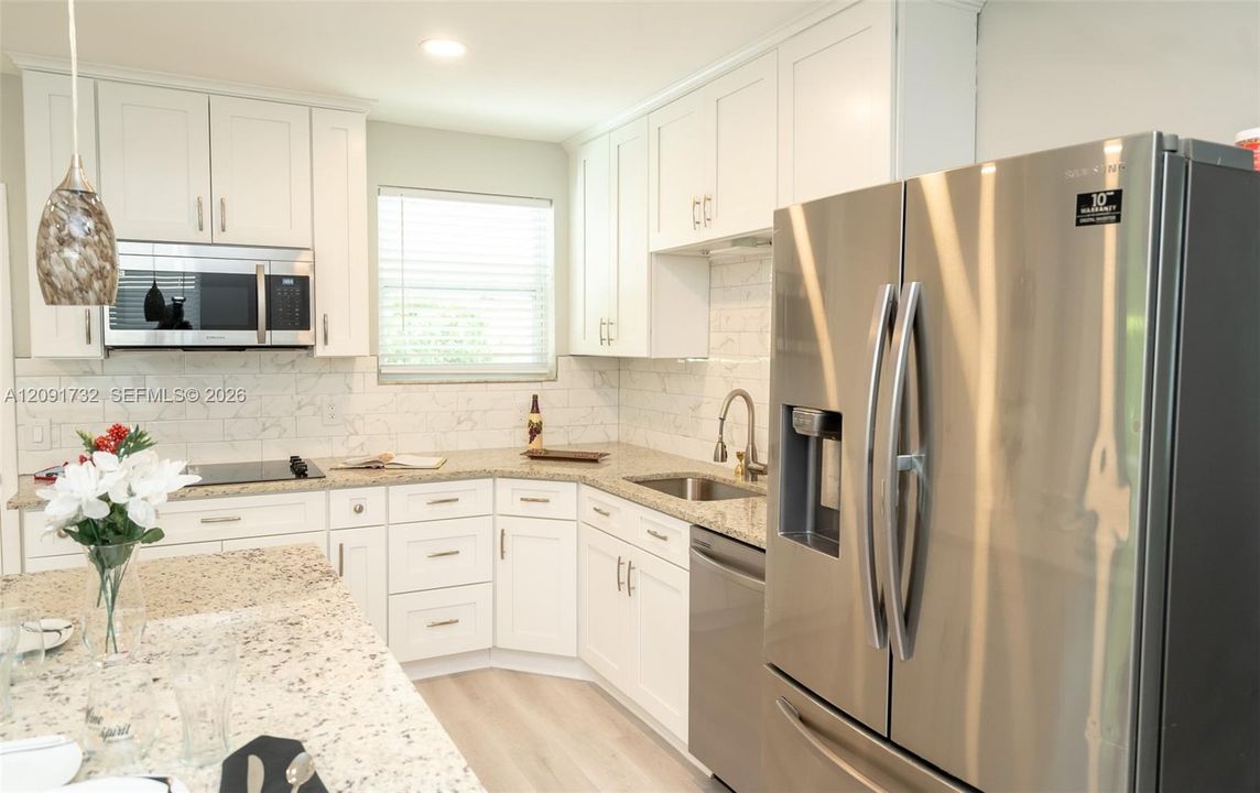For Sale: $699,000 (3 beds, 2 baths, 2173 Square Feet)