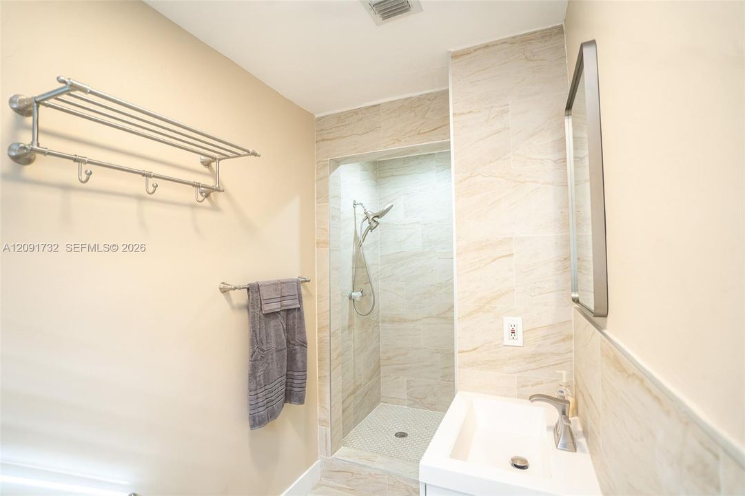 For Sale: $699,000 (3 beds, 2 baths, 2173 Square Feet)