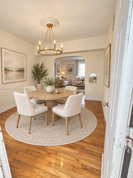 For Sale: $234,900 (2 beds, 1 baths, 860 Square Feet)