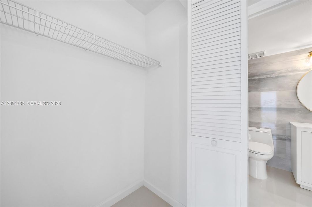 В аренду: $3,400 (2 спален, 2 ванн, 1030 Квадратных фут)