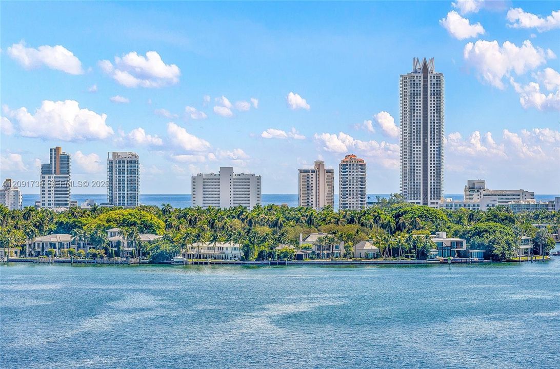 В аренду: $3,400 (2 спален, 2 ванн, 1030 Квадратных фут)