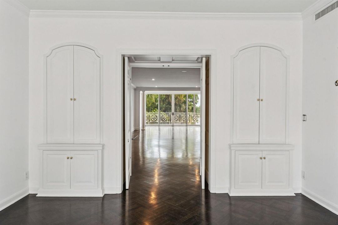 425 Worth Ave Palm Beach FL 33