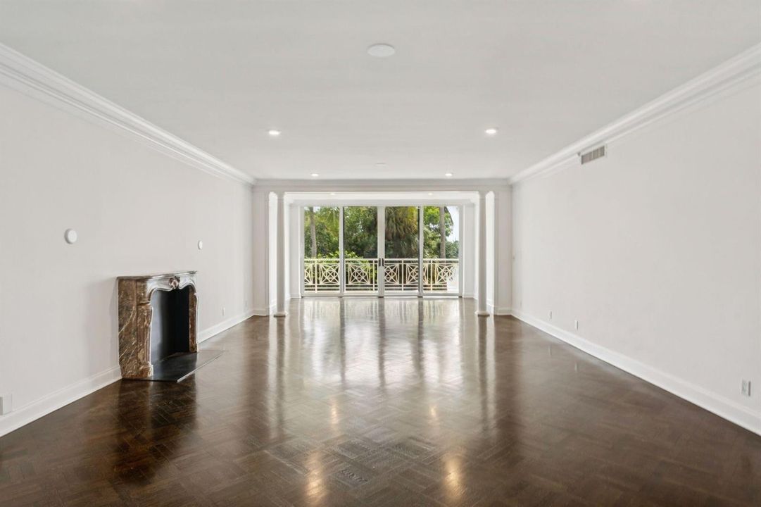 425 Worth Ave Palm Beach FL 16