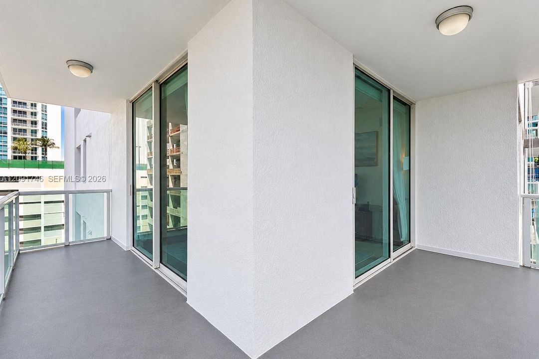 На продажу: $425,000 (1 спален, 1 ванн, 744 Квадратных фут)