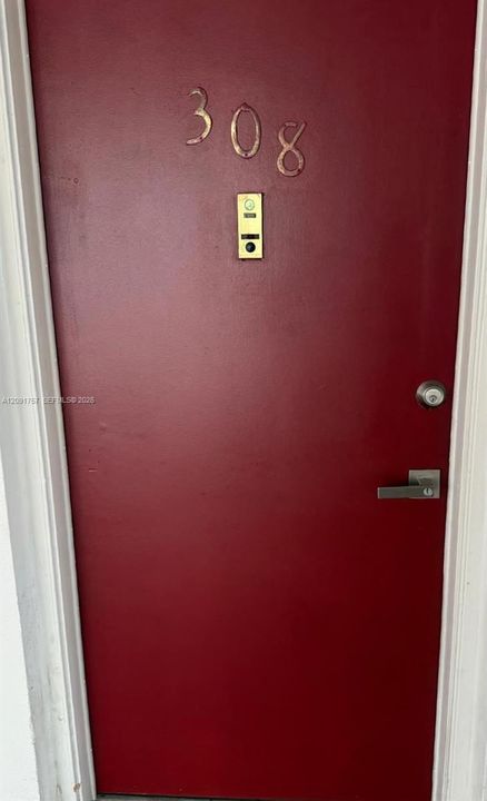 For Rent: $2,200 (1 beds, 1 baths, 865 Square Feet)