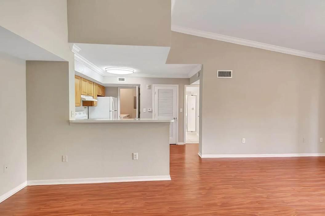 15155 Michelangelo Boulevard 306