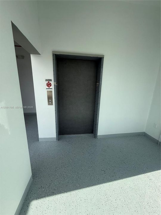 В аренду: $2,600 (2 спален, 2 ванн, 865 Квадратных фут)