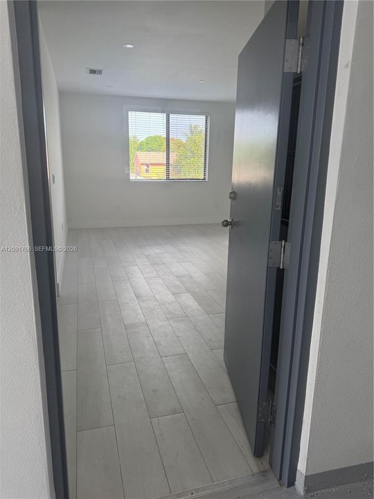 В аренду: $2,600 (2 спален, 2 ванн, 865 Квадратных фут)