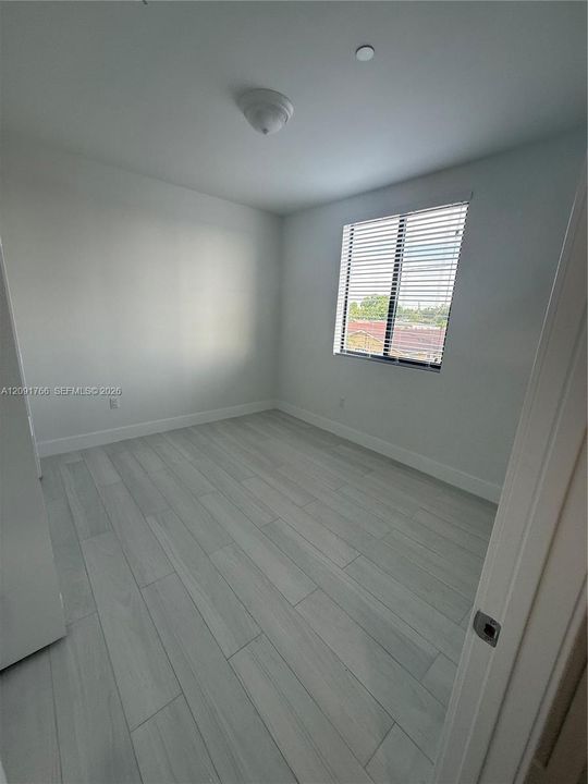 В аренду: $2,600 (2 спален, 2 ванн, 865 Квадратных фут)