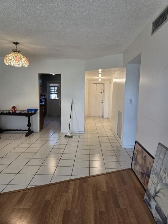En Venta: $199,500 (2 camas, 2 baños, 900 Pies cuadrados)