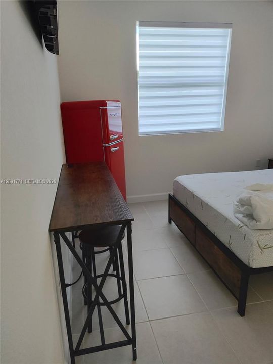 En Renta: $1,350 (1 camas, 1 baños, 3456 Pies cuadrados)