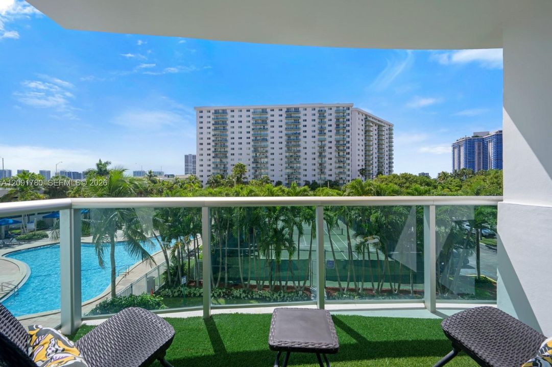 En Venta: $430,000 (1 camas, 1 baños, 1005 Pies cuadrados)