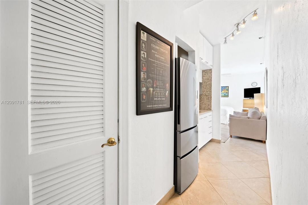 For Sale: $249,000 (0 beds, 1 baths, 320 Square Feet)