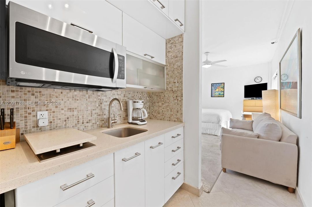 For Sale: $249,000 (0 beds, 1 baths, 320 Square Feet)