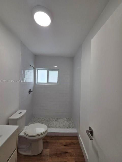 En Renta: $1,450 (0 camas, 1 baños, 2637 Pies cuadrados)