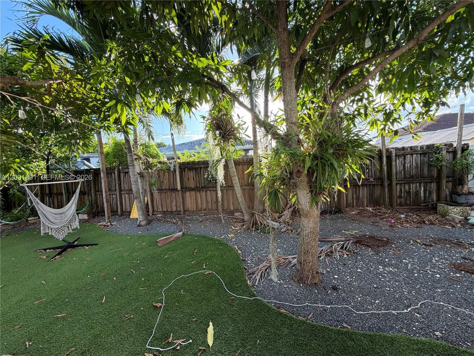 En Venta: $560,000 (4 camas, 3 baños, 1756 Pies cuadrados)
