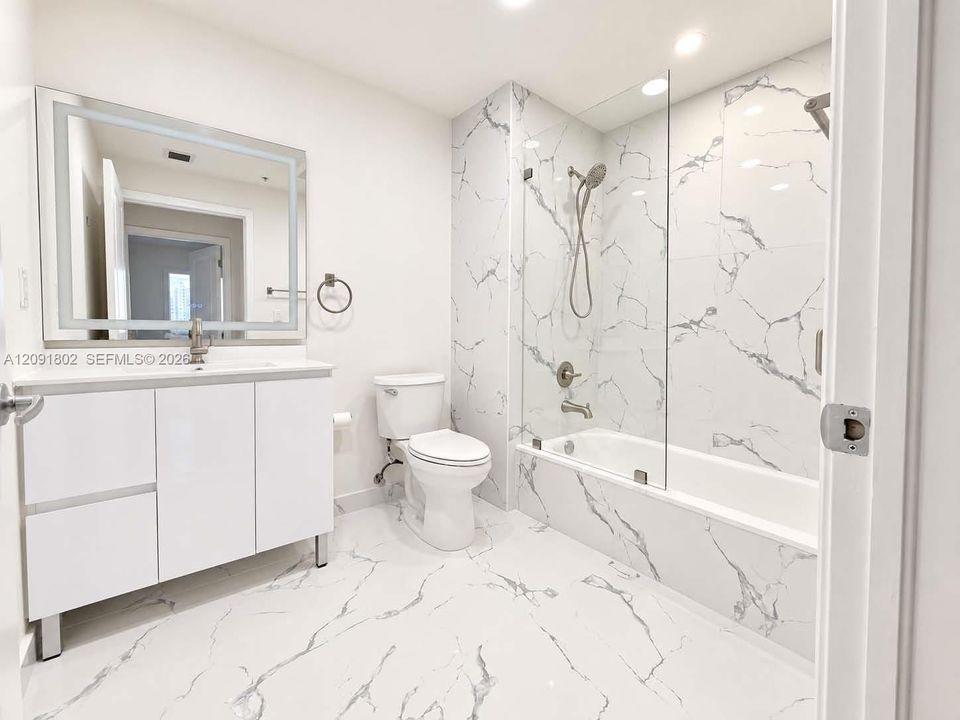 For Rent: $4,200 (2 beds, 2 baths, 1251 Square Feet)