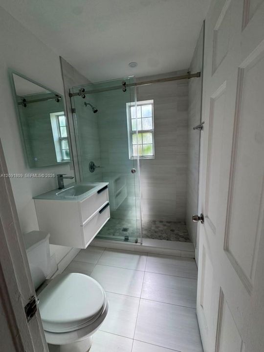 For Rent: $2,550 (2 beds, 1 baths, 3184 Square Feet)