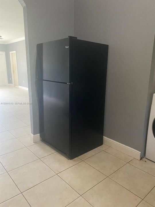 В аренду: $2,800 (3 спален, 2 ванн, 1500 Квадратных фут)