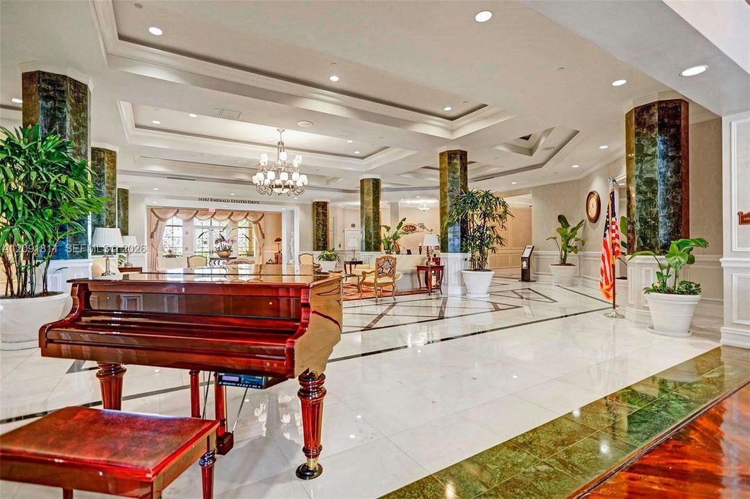 На продажу: $725,000 (3 спален, 2 ванн, 1742 Квадратных фут)