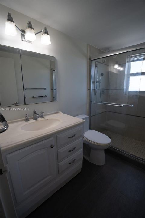 For Rent: $3,600 (2 beds, 2 baths, 1134 Square Feet)
