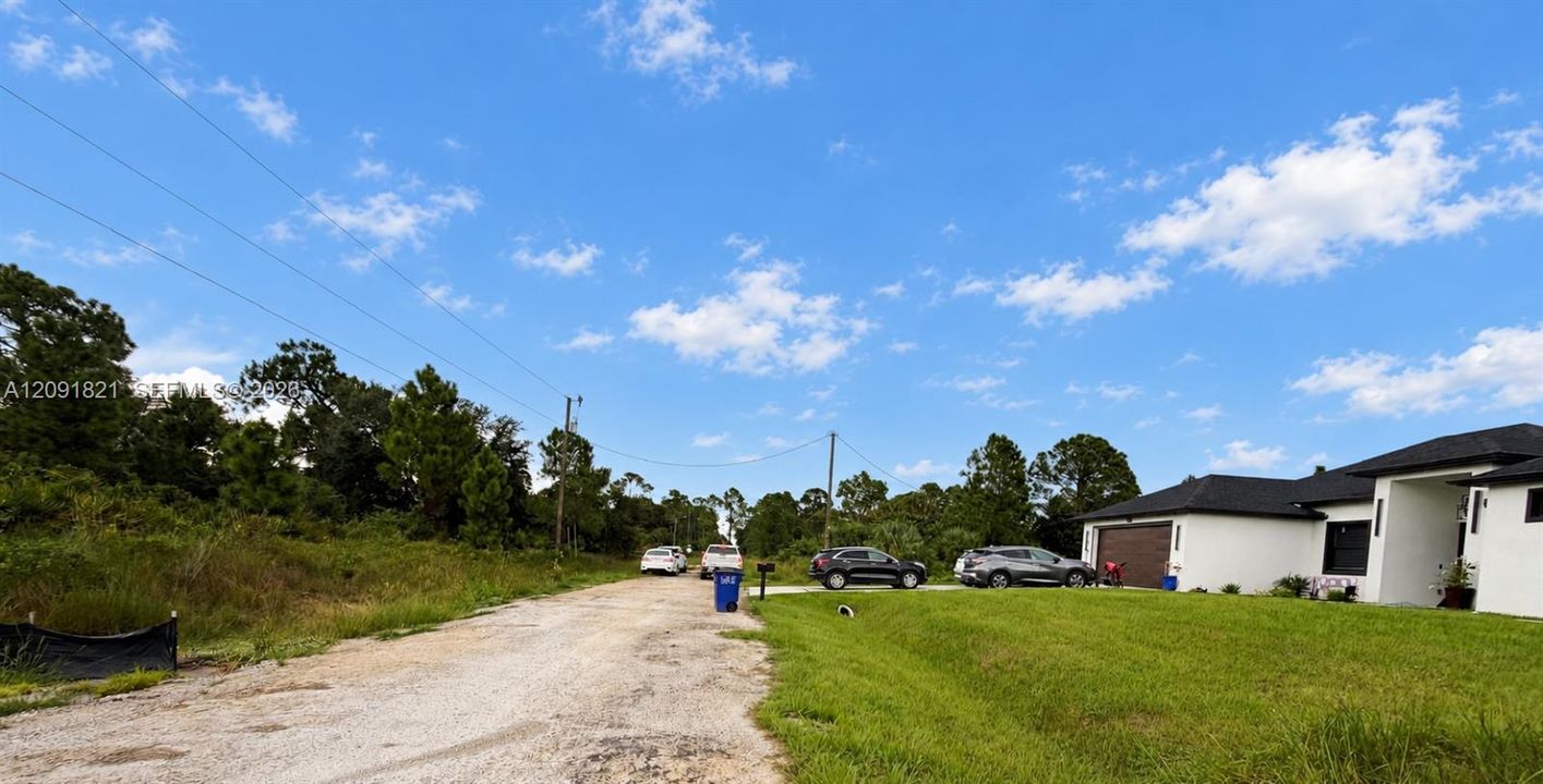 For Sale: $28,000 (0.50 acres)