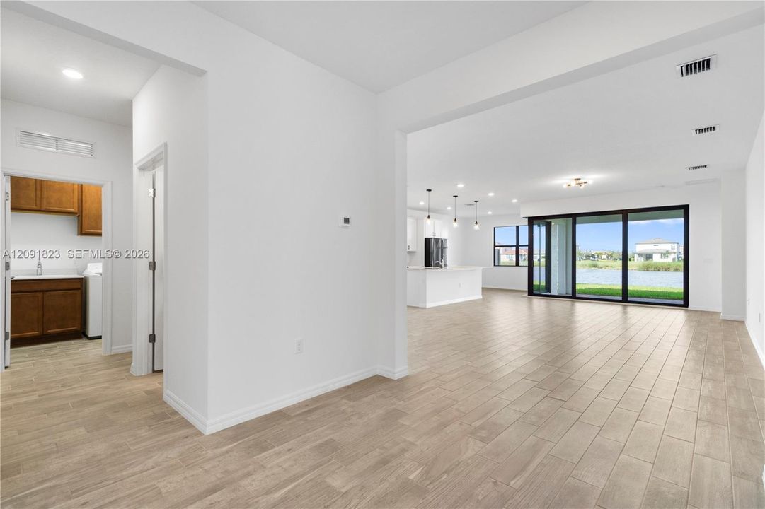 For Rent: $4,700 (3 beds, 2 baths, 2094 Square Feet)