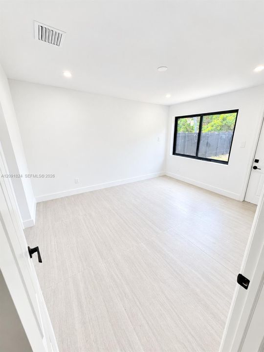For Sale: $635,000 (4 beds, 2 baths, 1444 Square Feet)