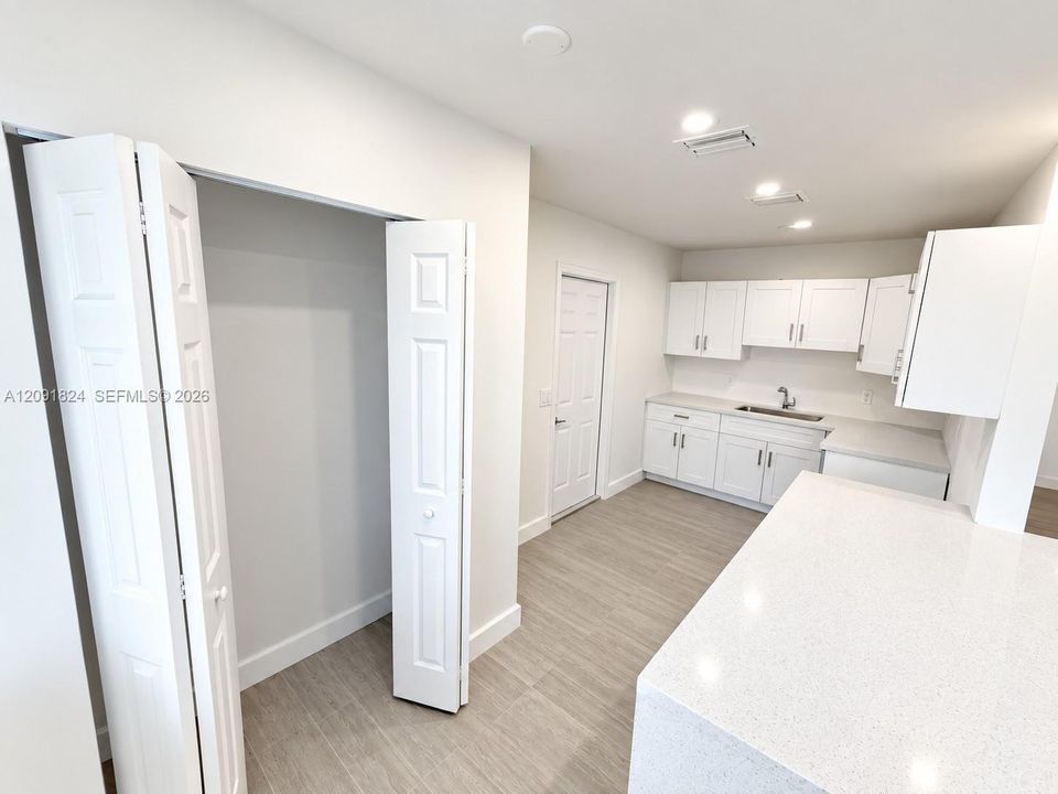 For Sale: $635,000 (4 beds, 2 baths, 1444 Square Feet)