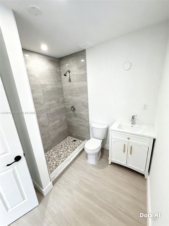 For Sale: $635,000 (4 beds, 2 baths, 1444 Square Feet)