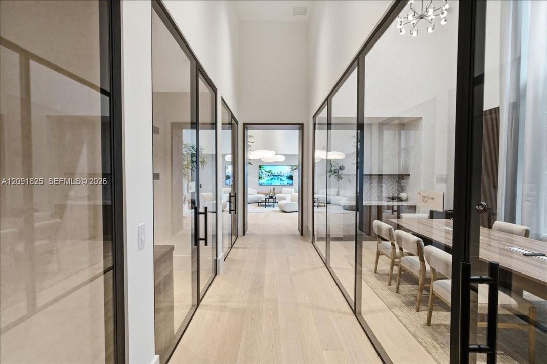 На продажу: $2,139,000 (2 спален, 2 ванн, 1426 Квадратных фут)