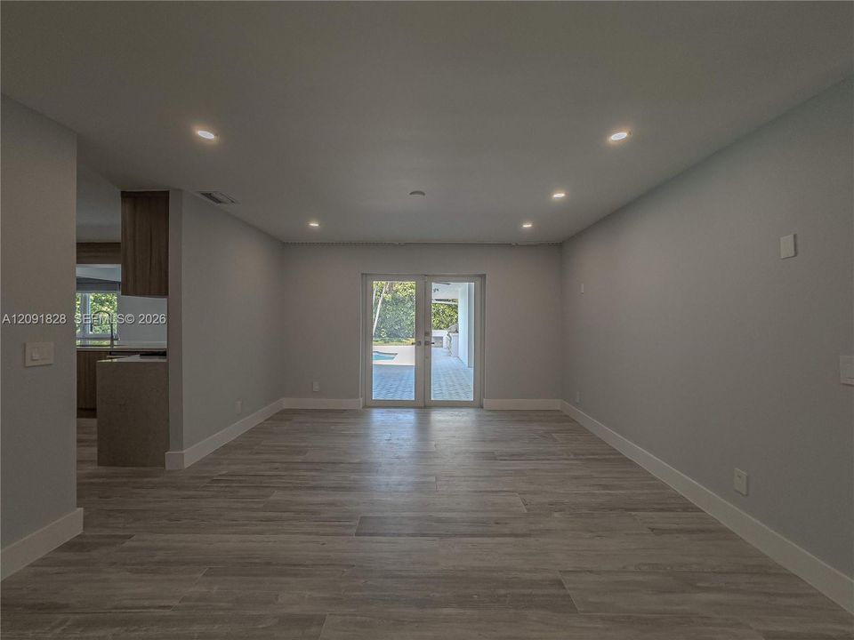 En Venta: $2,090,000 (5 camas, 4 baños, 3178 Pies cuadrados)
