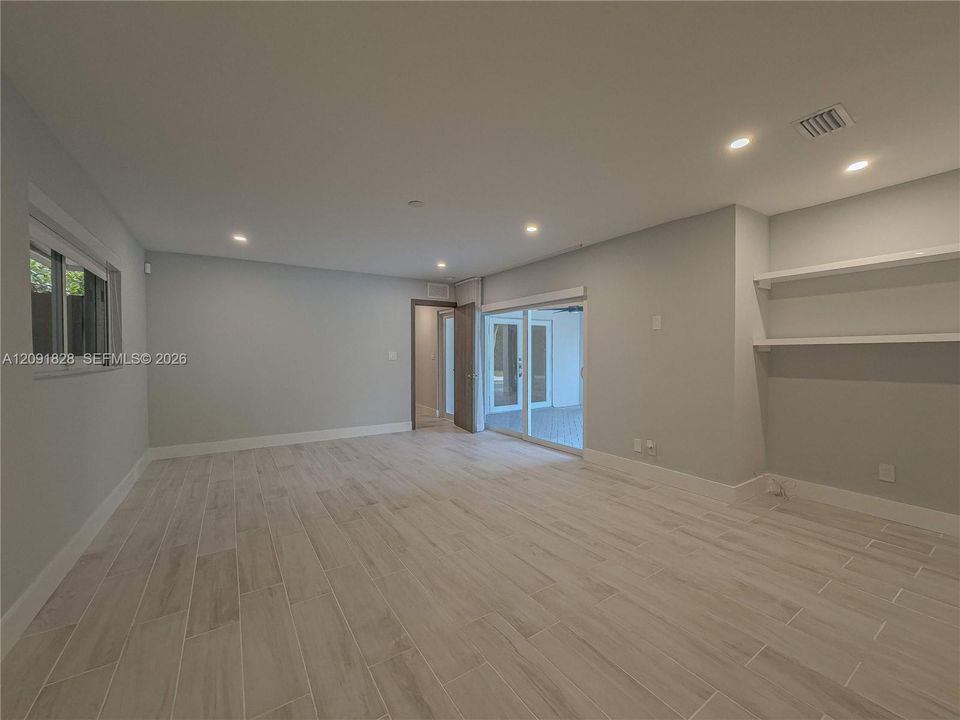 En Venta: $2,090,000 (5 camas, 4 baños, 3178 Pies cuadrados)