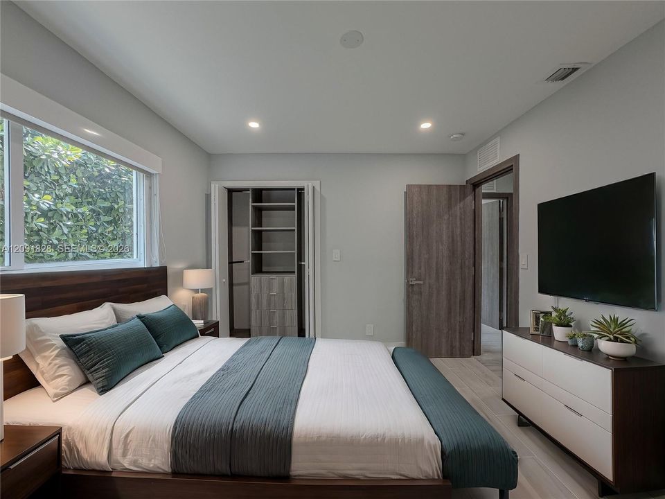 En Venta: $2,090,000 (5 camas, 4 baños, 3178 Pies cuadrados)