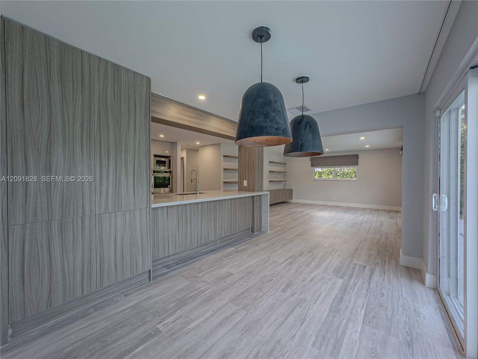 En Venta: $2,090,000 (5 camas, 4 baños, 3178 Pies cuadrados)