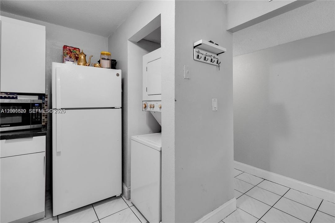 En Venta: $260,000 (2 camas, 2 baños, 960 Pies cuadrados)