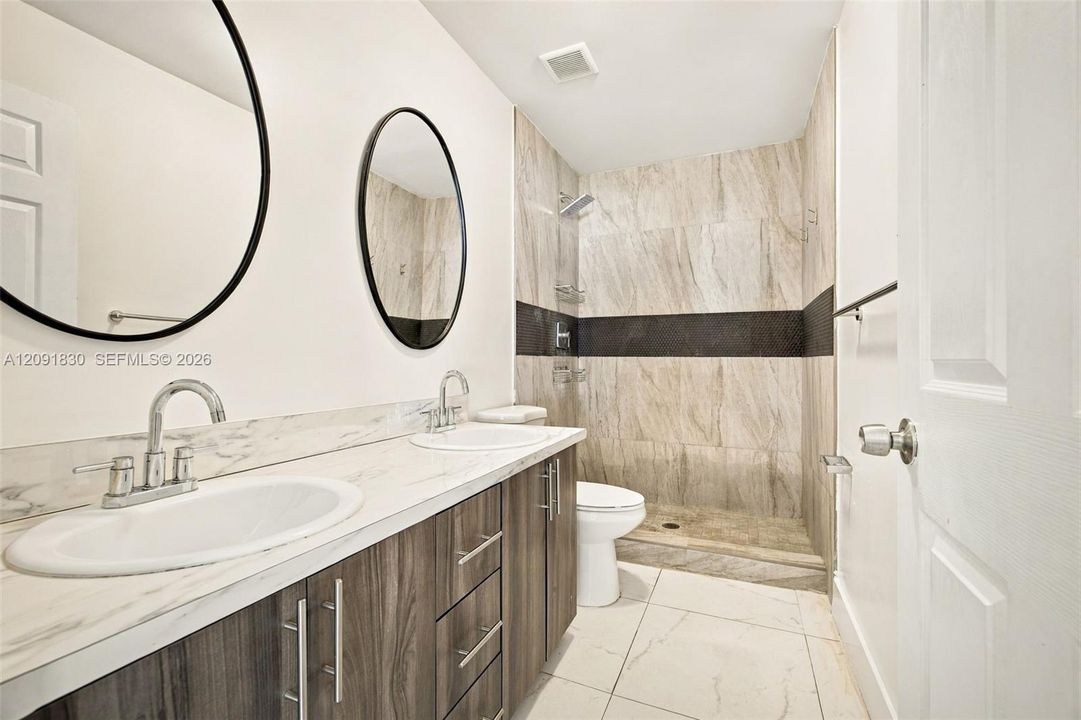 En Venta: $1,100,000 (0 camas, 0 baños, 3118 Pies cuadrados)