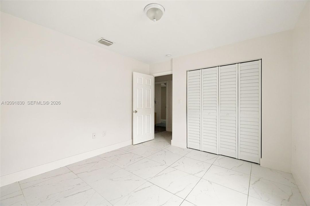 En Venta: $1,100,000 (0 camas, 0 baños, 3118 Pies cuadrados)