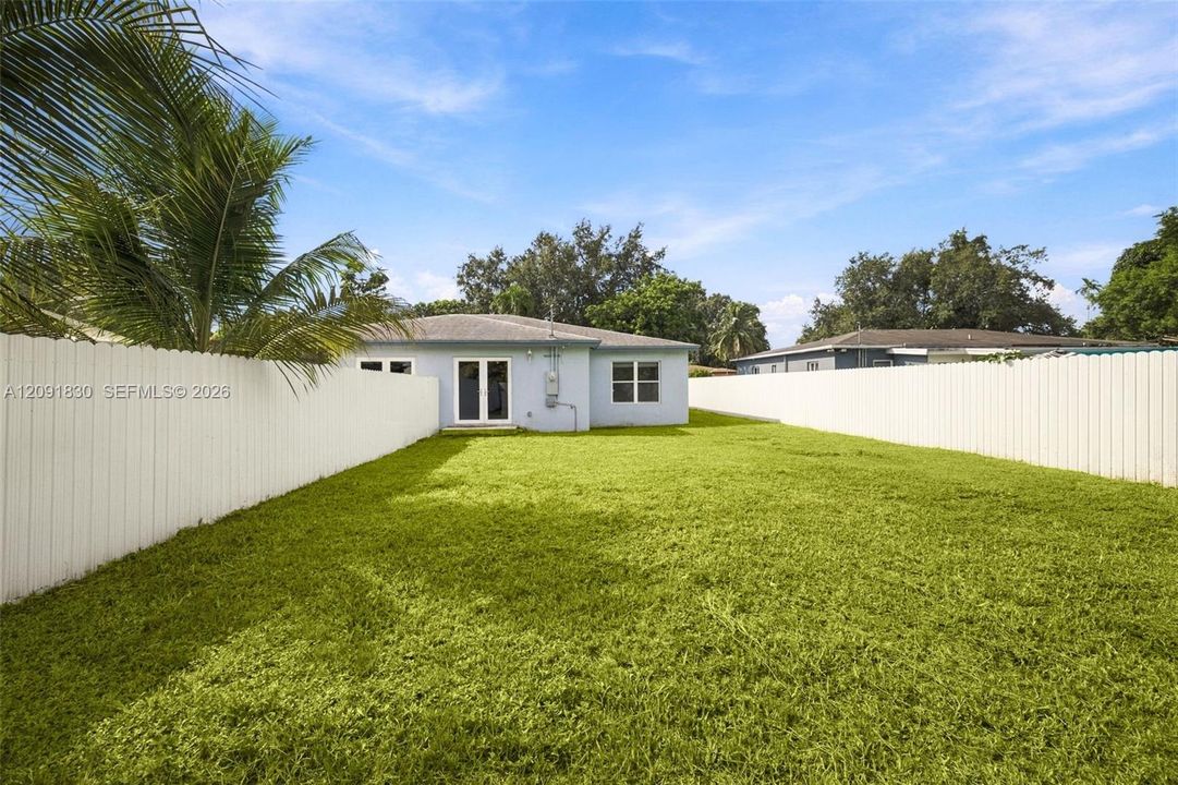 En Venta: $1,100,000 (0 camas, 0 baños, 3118 Pies cuadrados)
