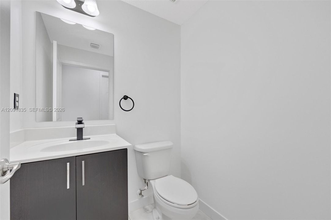 For Sale: $520,000 (4 beds, 3 baths, 2201 Square Feet)