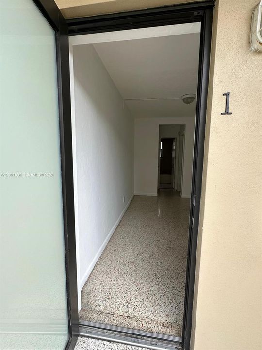 En Renta: $1,695 (1 camas, 1 baños, 2800 Pies cuadrados)