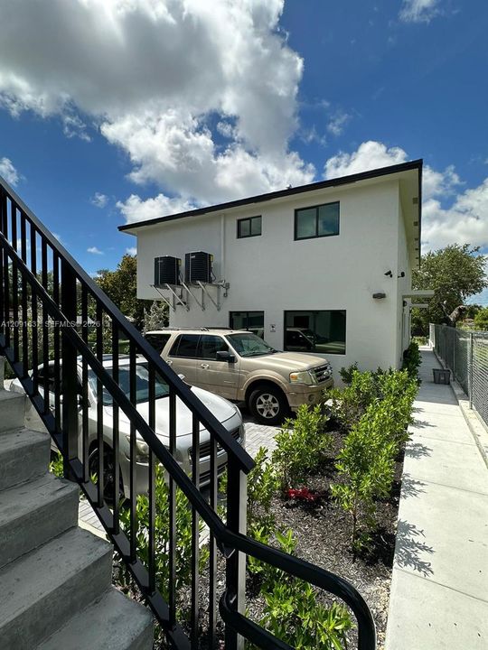 For Sale: $2,190,000 (0 beds, 0 baths, 5369 Square Feet)
