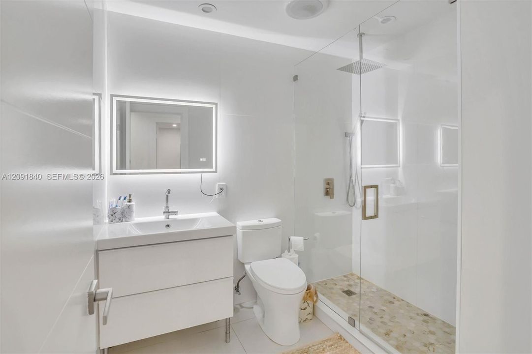 На продажу: $799,000 (3 спален, 2 ванн, 1356 Квадратных фут)