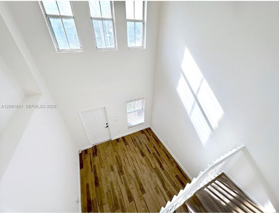For Rent: $3,100 (2 beds, 2 baths, 1480 Square Feet)