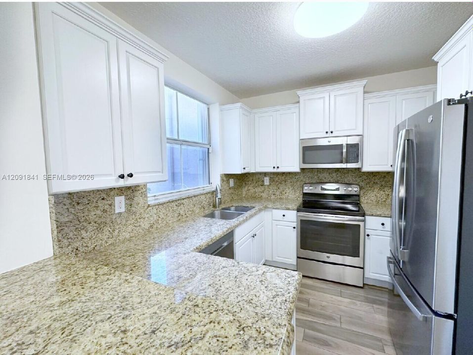 For Rent: $3,100 (2 beds, 2 baths, 1480 Square Feet)